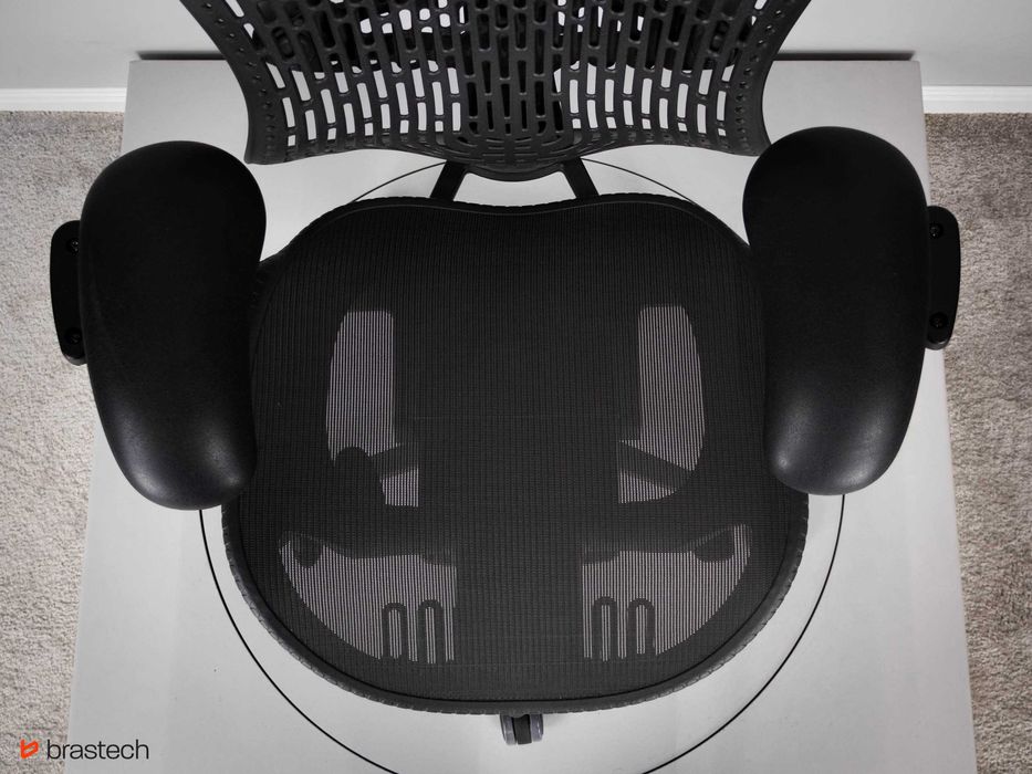 Fotel biurowy Herman Miller Mirra 2