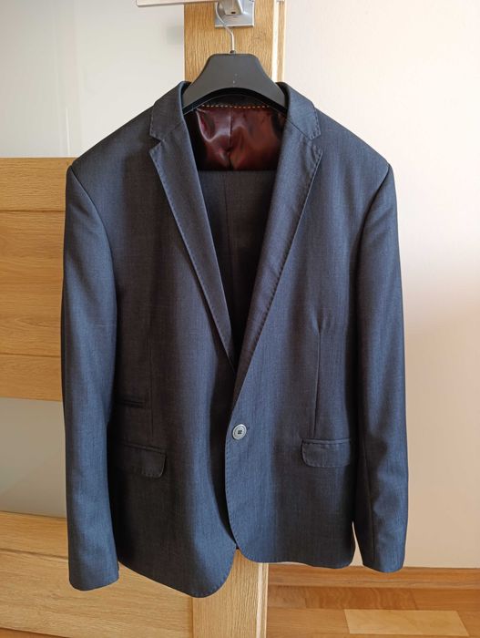 Garnitur młodzieżowy