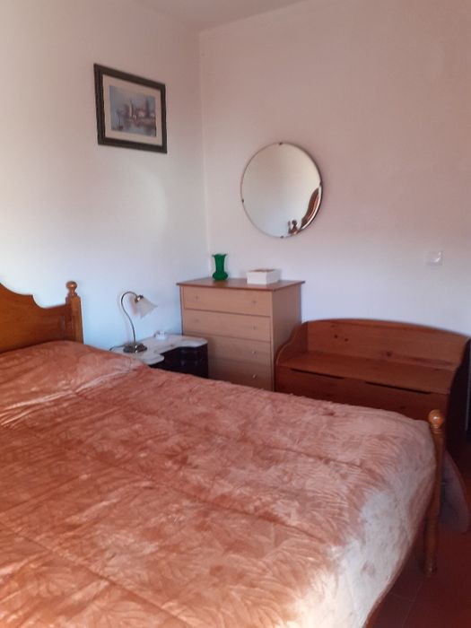 Dois quartos para arrendar