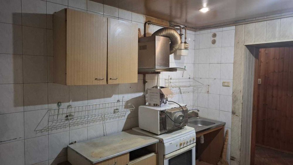 4-х кімнатна , Прохоровська