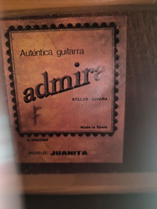 Guitarra clássica Admira