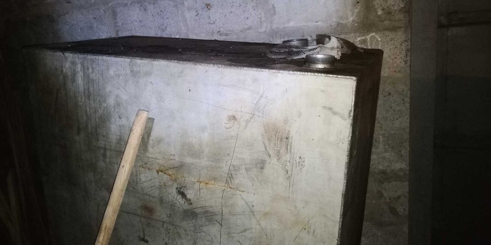 Бак алюминиевый 1,2 Х 1,2 Х 0,6 м, 09 куб м. В Харькове.