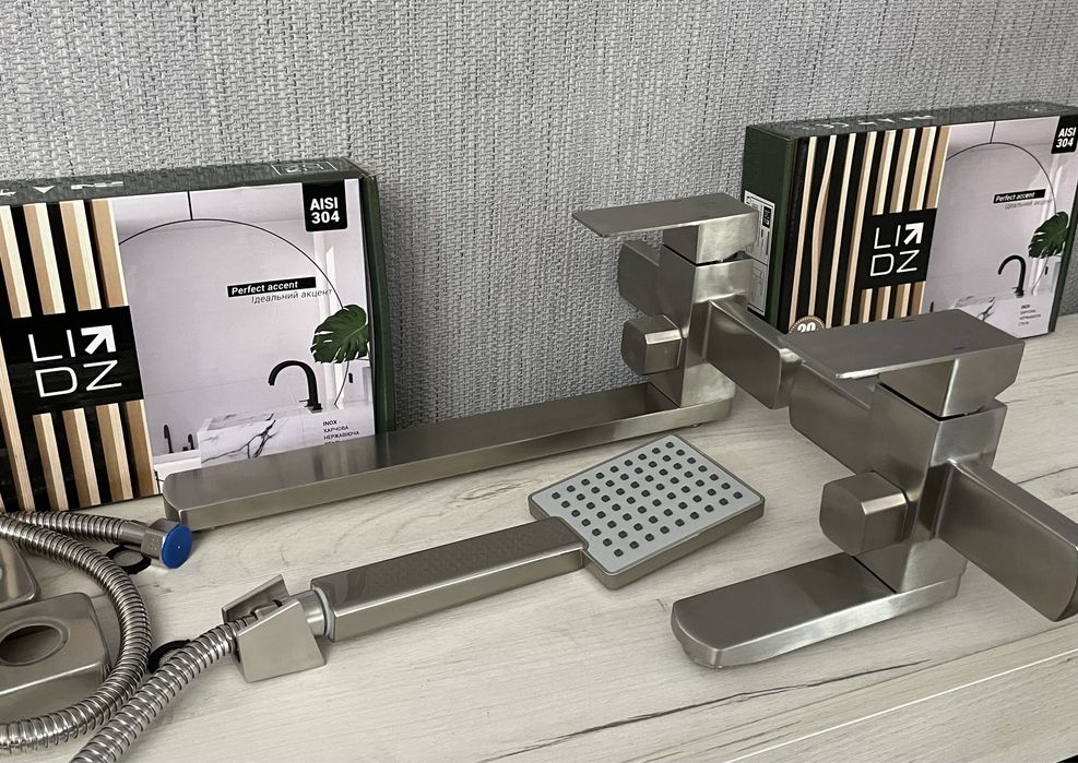 Смеситель для ванны нержавеющая сталь