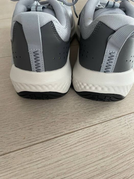 Кросівки Under Armour Dynamik Select