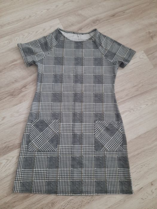 Sukienka w krate rozm.36