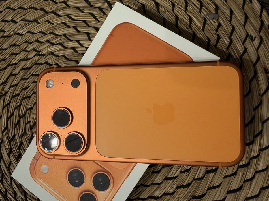 Telefon IPhone 17 pro