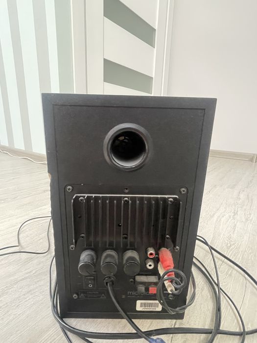 Активна акустична система Microlab A-6201 (1 колонка) б/у