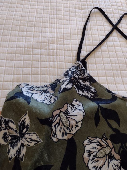 Top Veludo Flores c/ Franjas