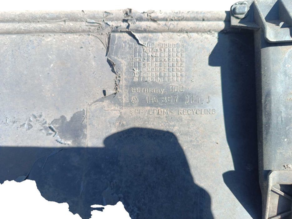 Zderzak Przód Przedni VW Golf 3 III