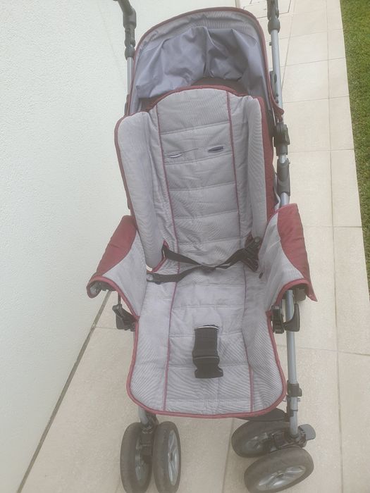 Carrinho de bebé Chico