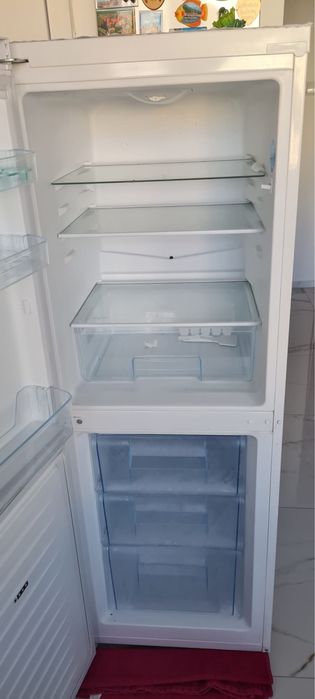 Sprzedam Lodówkę Amica – bardzo dobry stan, kompaktowa
