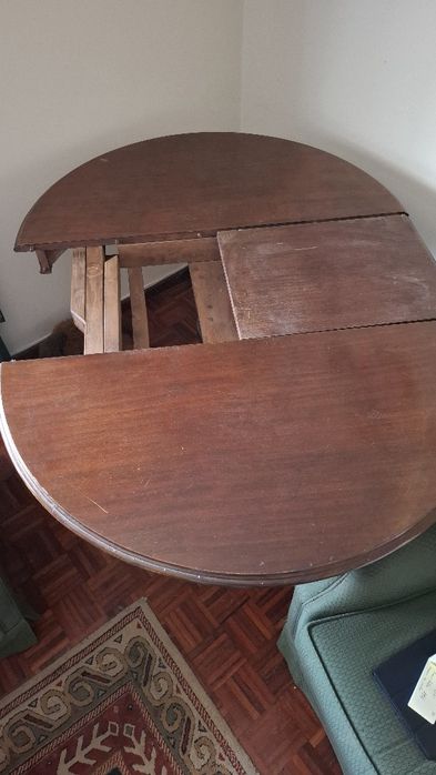 Mesa de sala de estar / jantar cerca de 1,50 de diâmetro