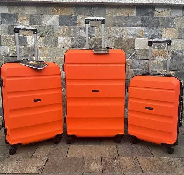 Поліпропілен Сумка Валіза Велика і інш Чемодан купити Wings Вінгс Київ