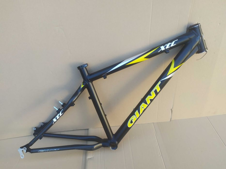 Rama MTB Giant XTC Hybrid Alu-Carbon Roz.17 Idealna !