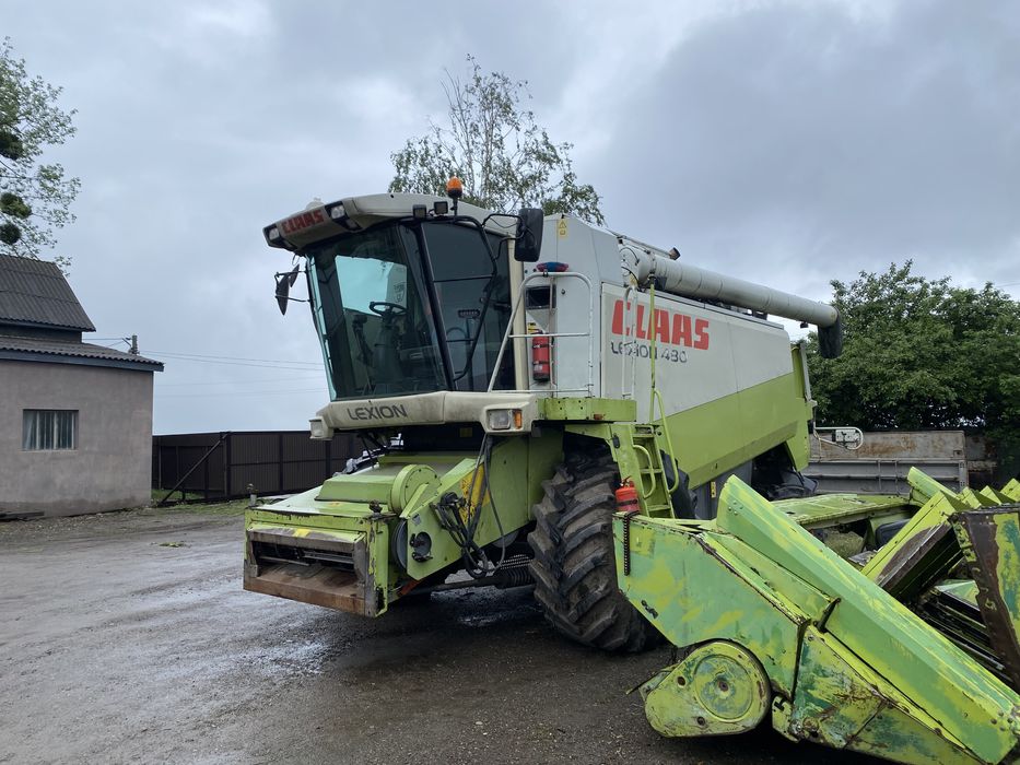 комбаєн зернозбиральний