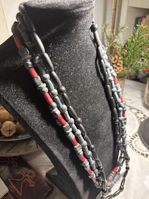 3 colares muito giros