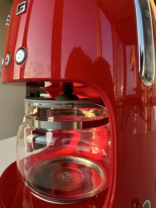 Smeg крапельна кавоварка (red)