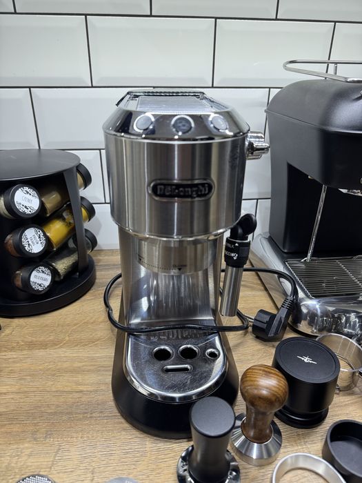 Delonghi Dedica Style EC685.M