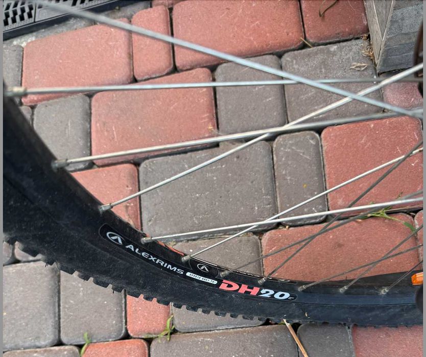 Велосипед Hardrock specialized SPORT