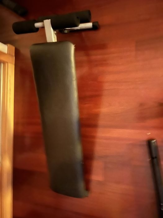 Banco inclinado abdominais