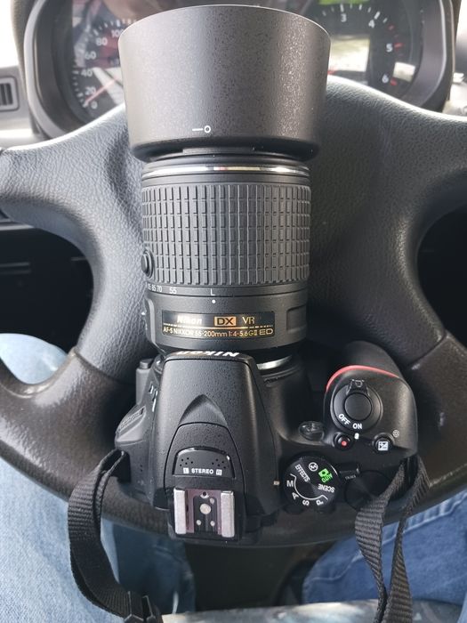 Nikon D5600 Black
Nikon D5600 Black + 18-55mm AF-P VR
 

Equipada co