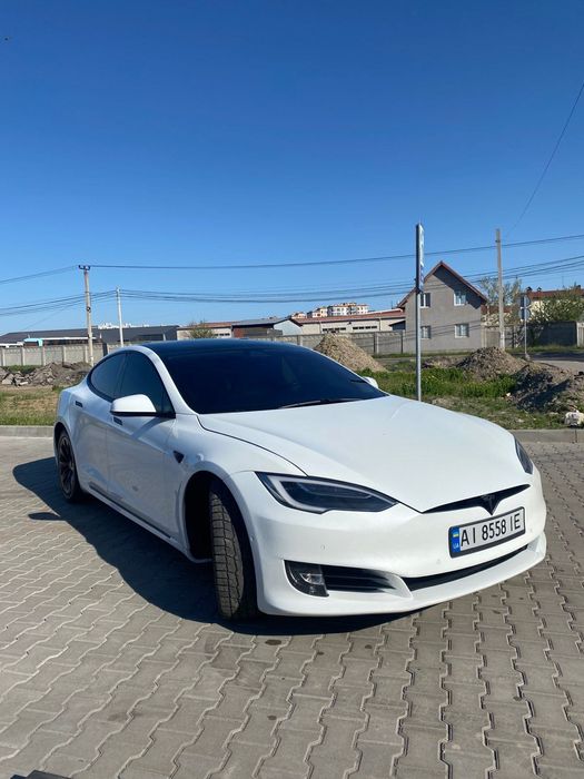 Тесла модел S 100D 2018
