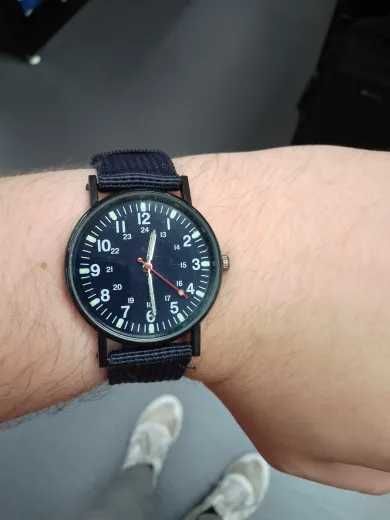 Светящиеся мужские часы с прочным нейлоновым ремешком