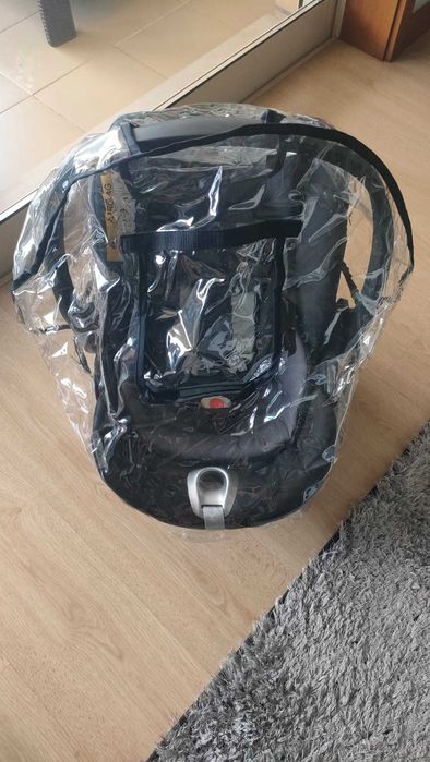 Carrinho de Bebé Quinny + Babycoque Cybex – Excelente Estado