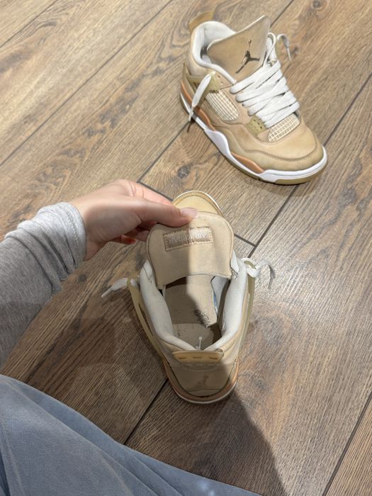 Nike air jordan 4 retro beige