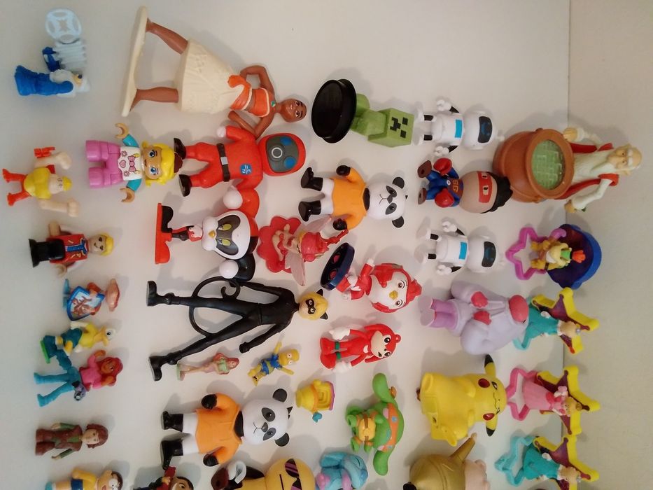 Lote bonecos, brinquedos