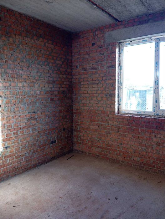 (5) Продам будинок в Селищі 8916