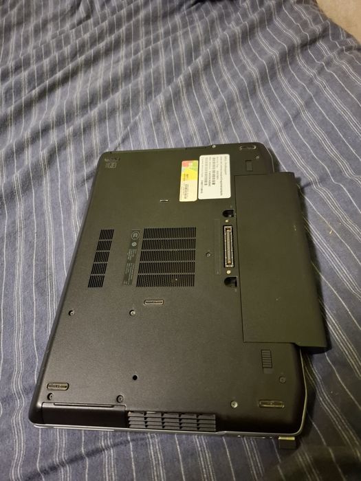 Laptop dell  p15g
