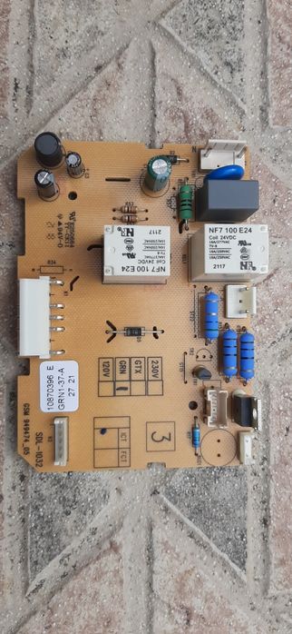 Placa Ferro Rowenta 

Entre