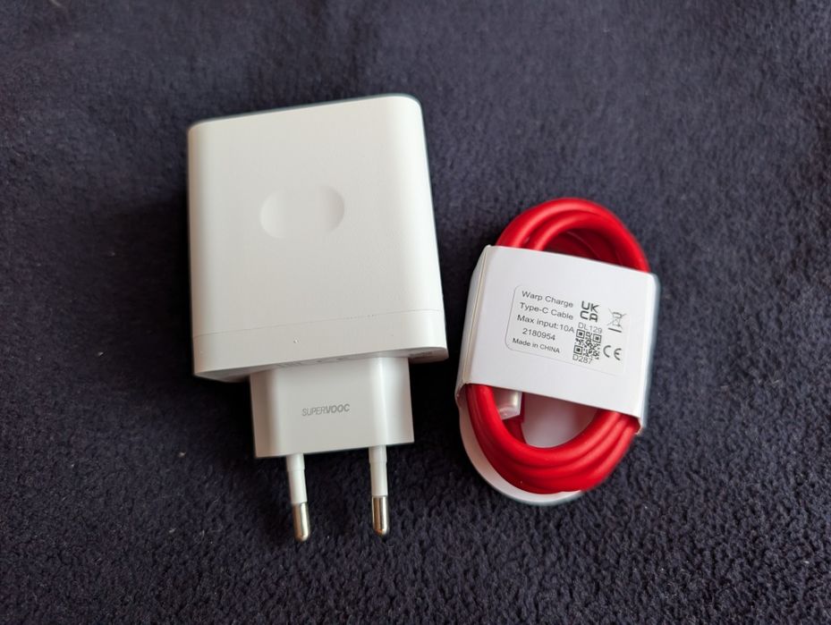 Продам Новий Зарядний пристрій SuperVooc 100W.Realme,OnePlus,Oppo.