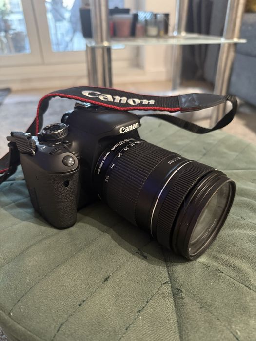 Canon EOS 600D – zestaw z obiektywem Canon EF-S 18-135 mm IS