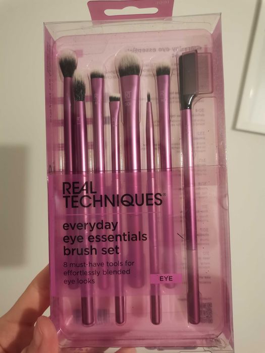 Real Techniques zestaw pędzli nowy