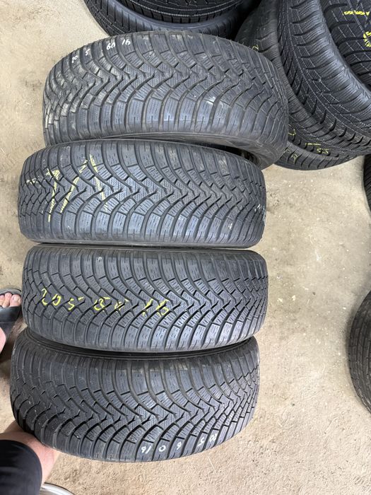 Зимові шин FALKEN 205/60/16