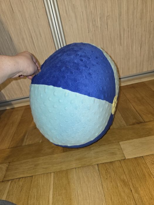Piłka pluszowa - puf handmade