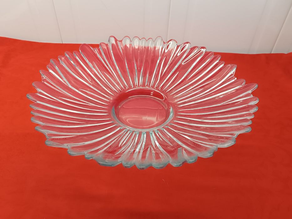 Taça Grande de Vidro.  Nova