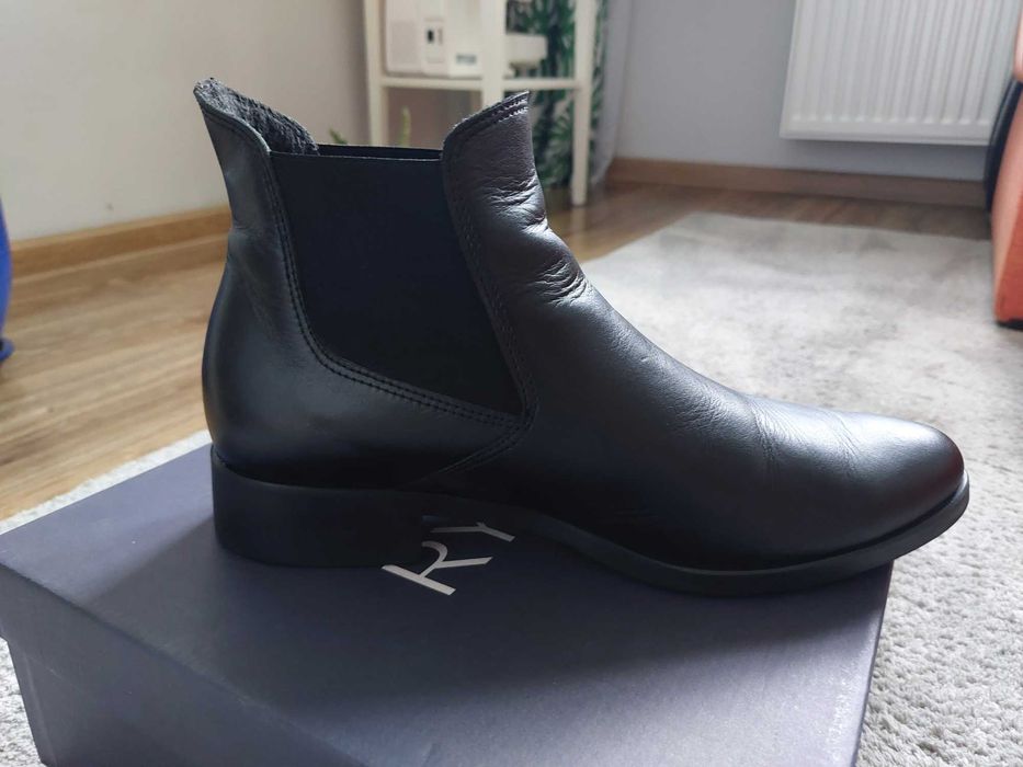 Buty damskie - sztyblety, rozmiar 40, Ryłko