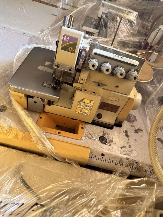 Швейні промислові машинки, оверлоки, машинка для набивання кнопок