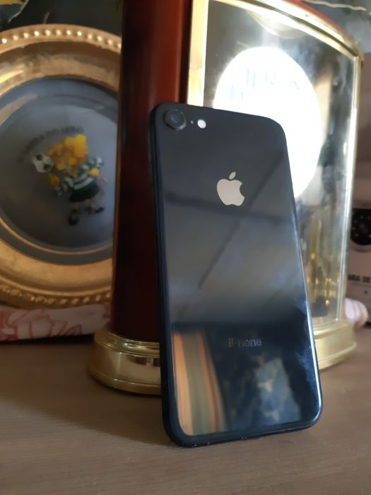 Iphone 8 64GB ( venda ou troca )