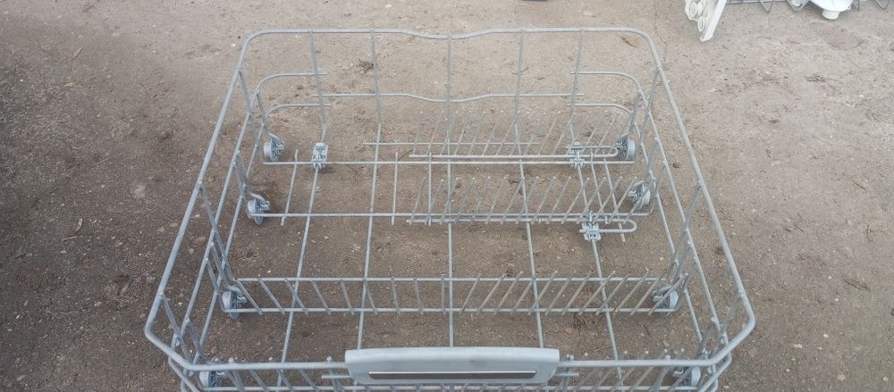 Kosz zmywarki dolny hotpoint Ariston 60 cm szuflada koszyk dolny rdza