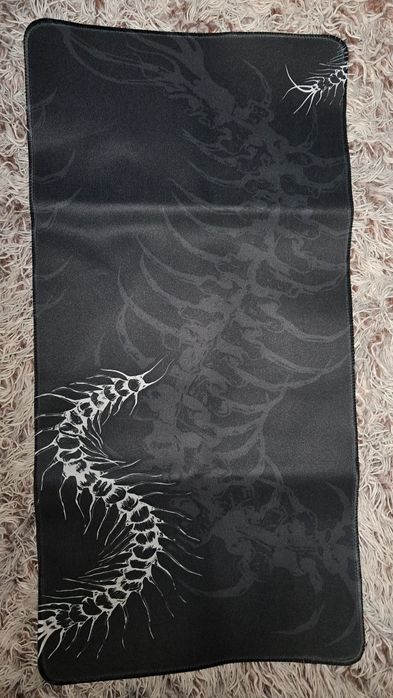 Коврик для миши з принтон сороконожкою