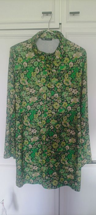 Платье зелёное в цветочек