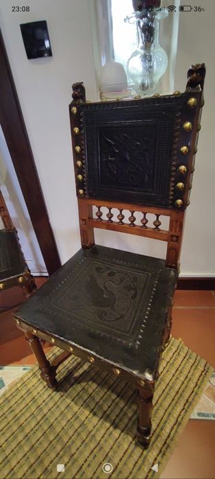 Cadeirão com braços + 4 cadeirasSéc XIX/XX