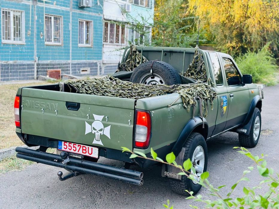 Nissan Navara  4x4 , полный привод 
Двигун працю