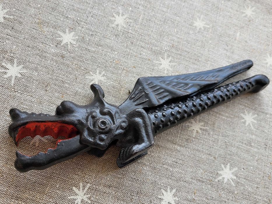 Орехокол дракон, СССР, чугун