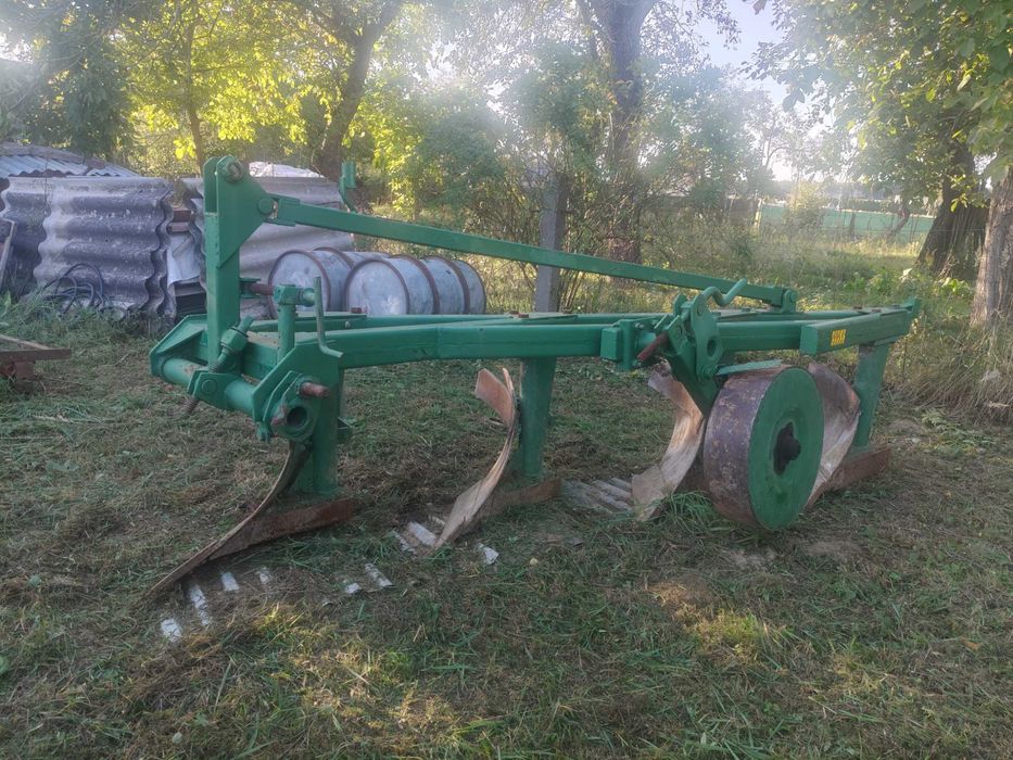 Sprzedam pług 4 skibowy