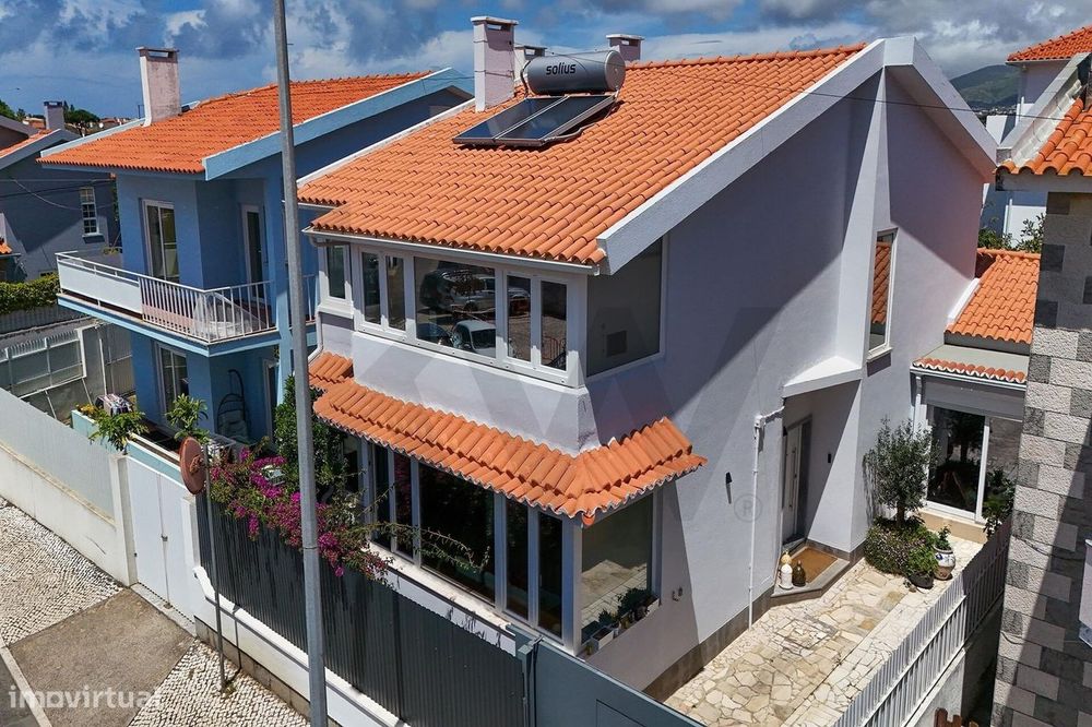 Moradia T5 com Piscina - Cascais | Bairro do Rosário